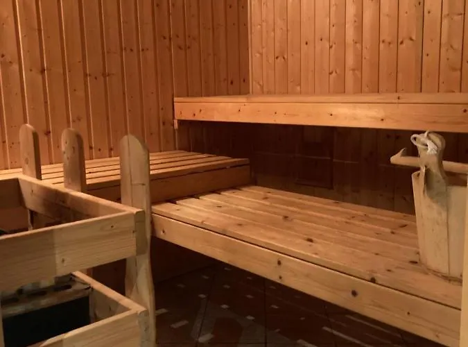 Charline Waren (Mueritz)